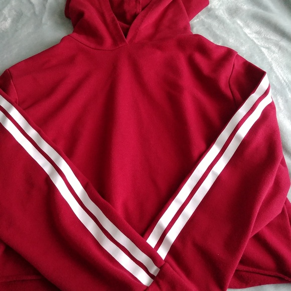 | Red White Striped Crop Sweater | 004 | - Picture 1 of 7